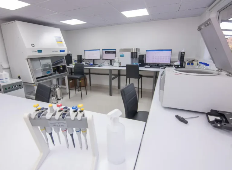 U. de Chile inaugura plataforma única en Latinoamérica para avanzar en inmunología y medicina traslacional